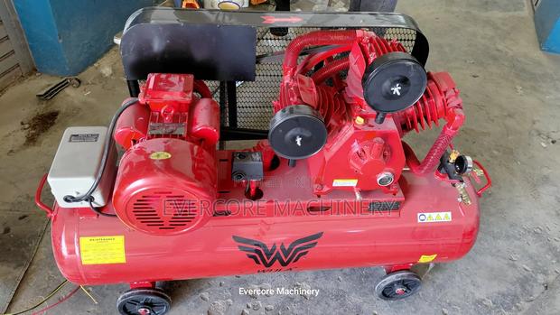 Heavy Duty 200l Single Phase 10hp Air Compressor With 12.5bar Output. - thumbnail 2