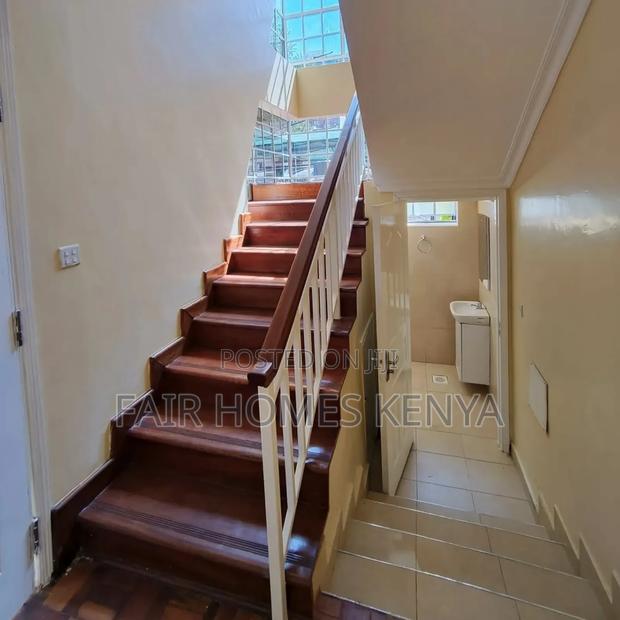 5bdrm Townhouse/Terrace in Kaputei Gardens, Lavington for sale - thumbnail 9