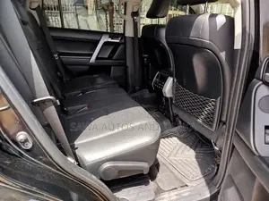 Toyota Land Cruiser Prado 2018 Matt Black
