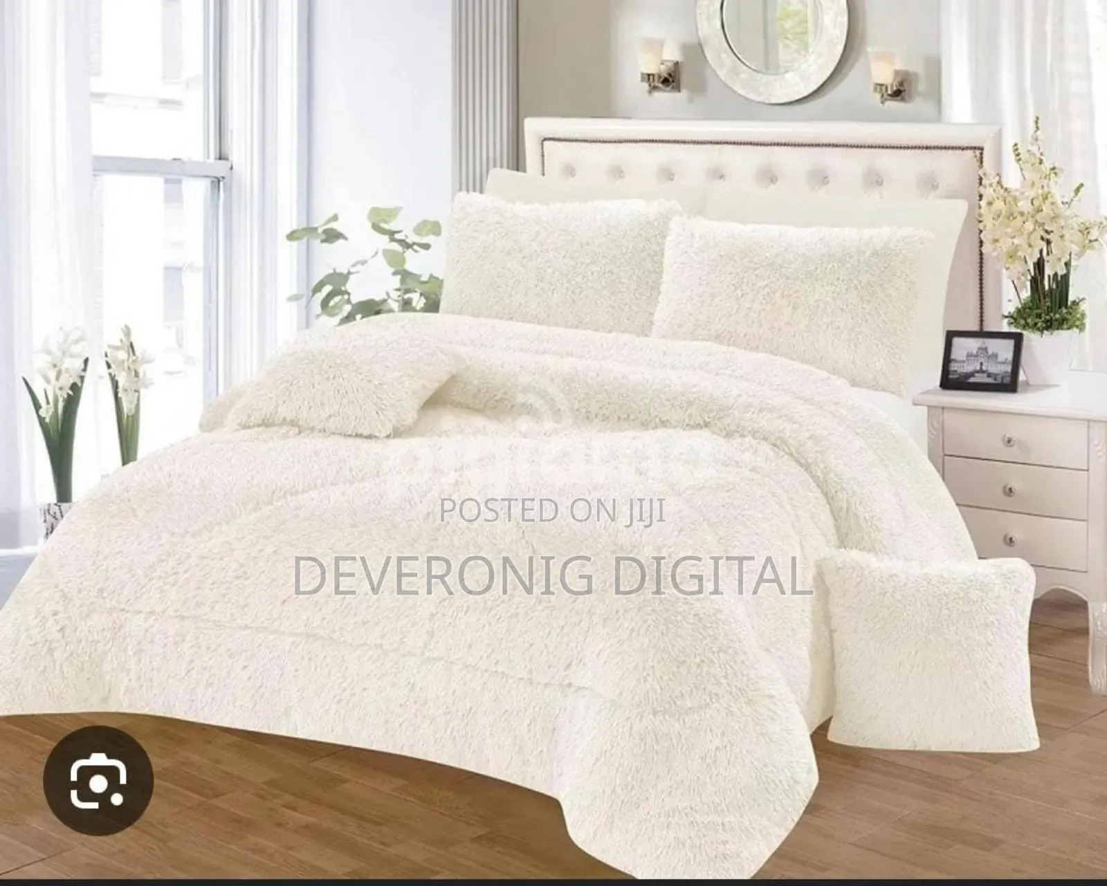 Fluffy Duvets
1 Duvet
1 Bedsheeet
4 Pillowcases