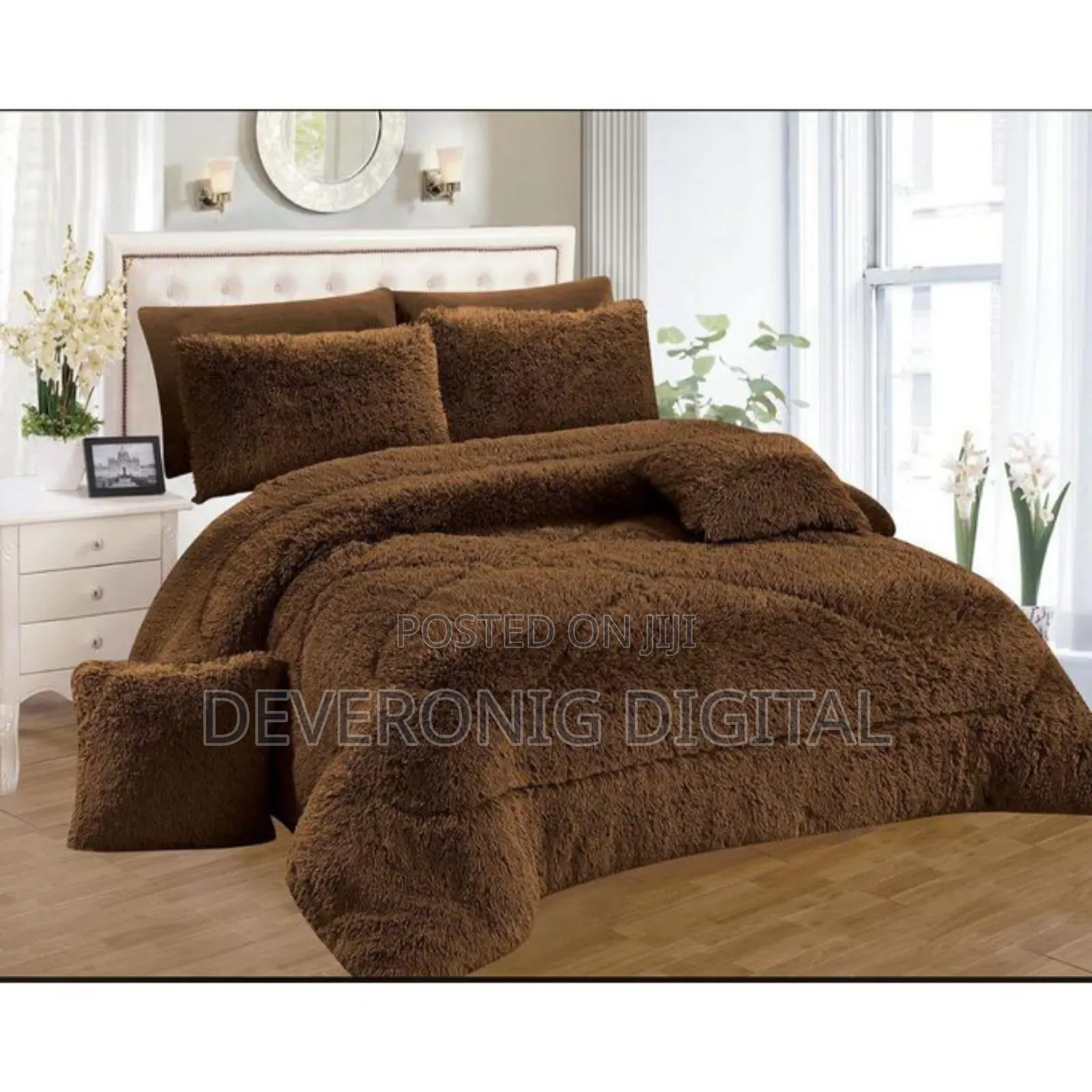 Fluffy Duvets
1 Duvet
1 Bedsheeet
4 Pillowcases