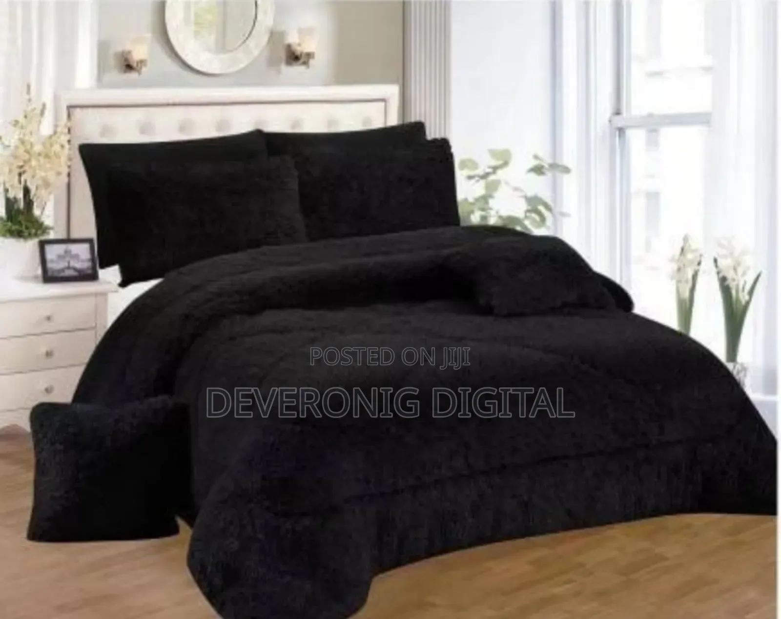 Fluffy Duvets
1 Duvet
1 Bedsheeet
4 Pillowcases
