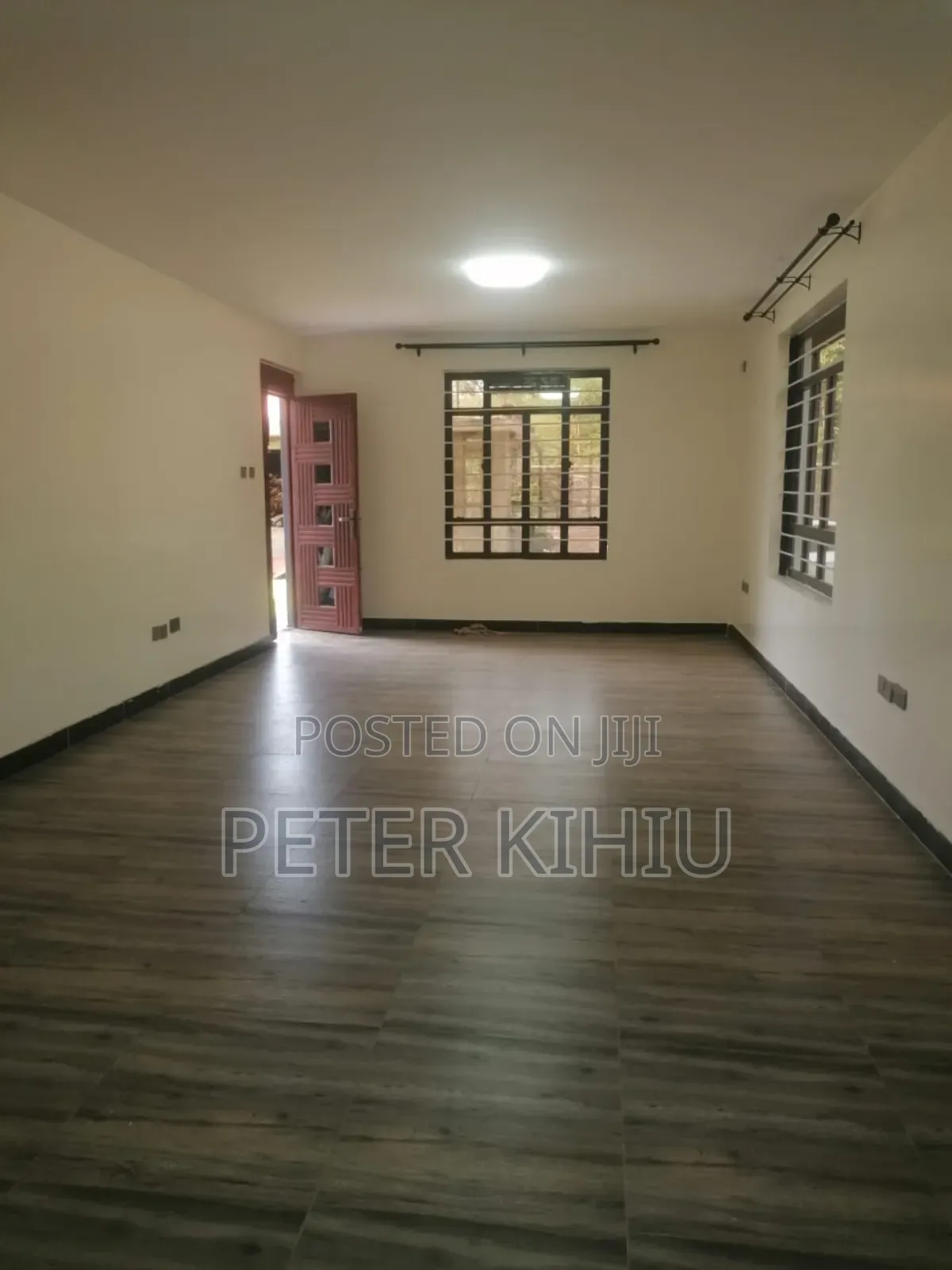 5bdrm Mansion in Thome 5 for rent