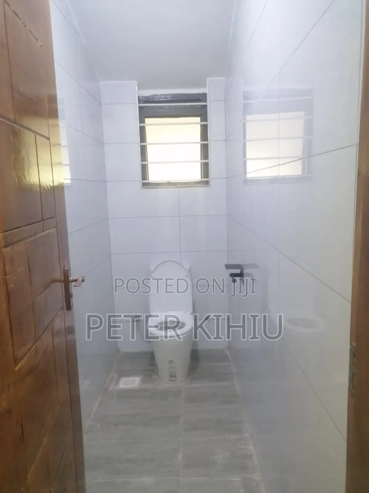 5bdrm Mansion in Thome 5 for rent