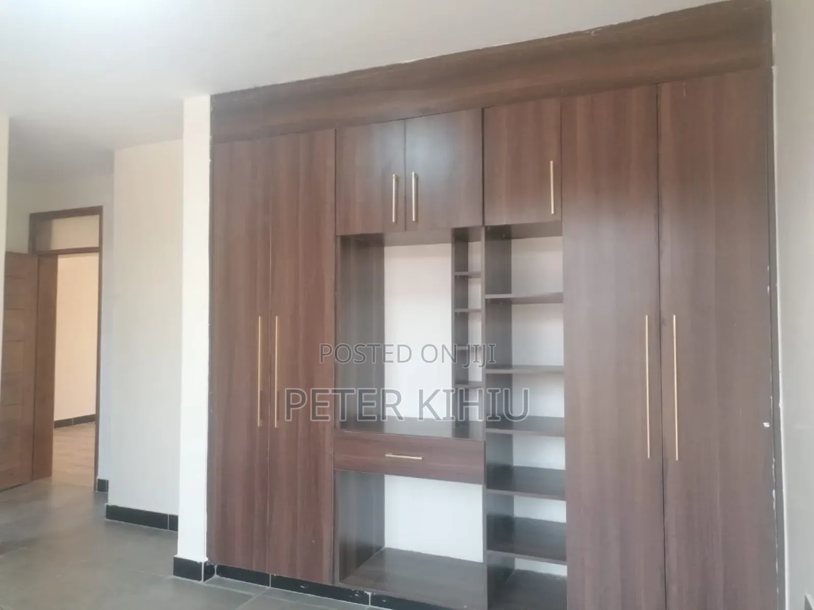 5bdrm Mansion in Thome 5 for rent