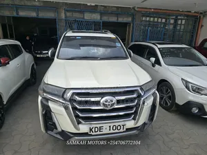 Toyota Land Cruiser 2015 White