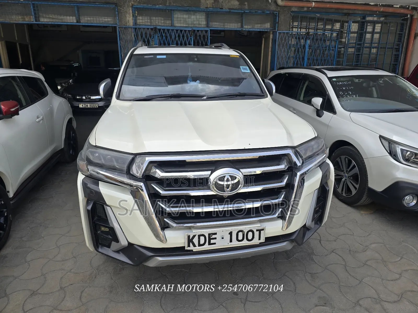 Toyota Land Cruiser 2015 White