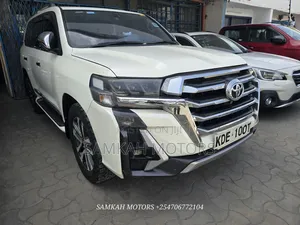 Toyota Land Cruiser 2015 White