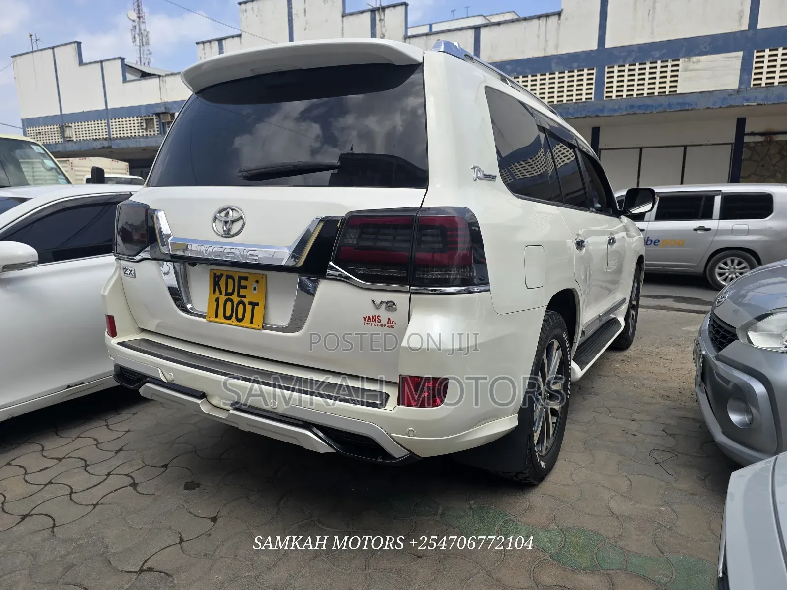 Toyota Land Cruiser 2015 White