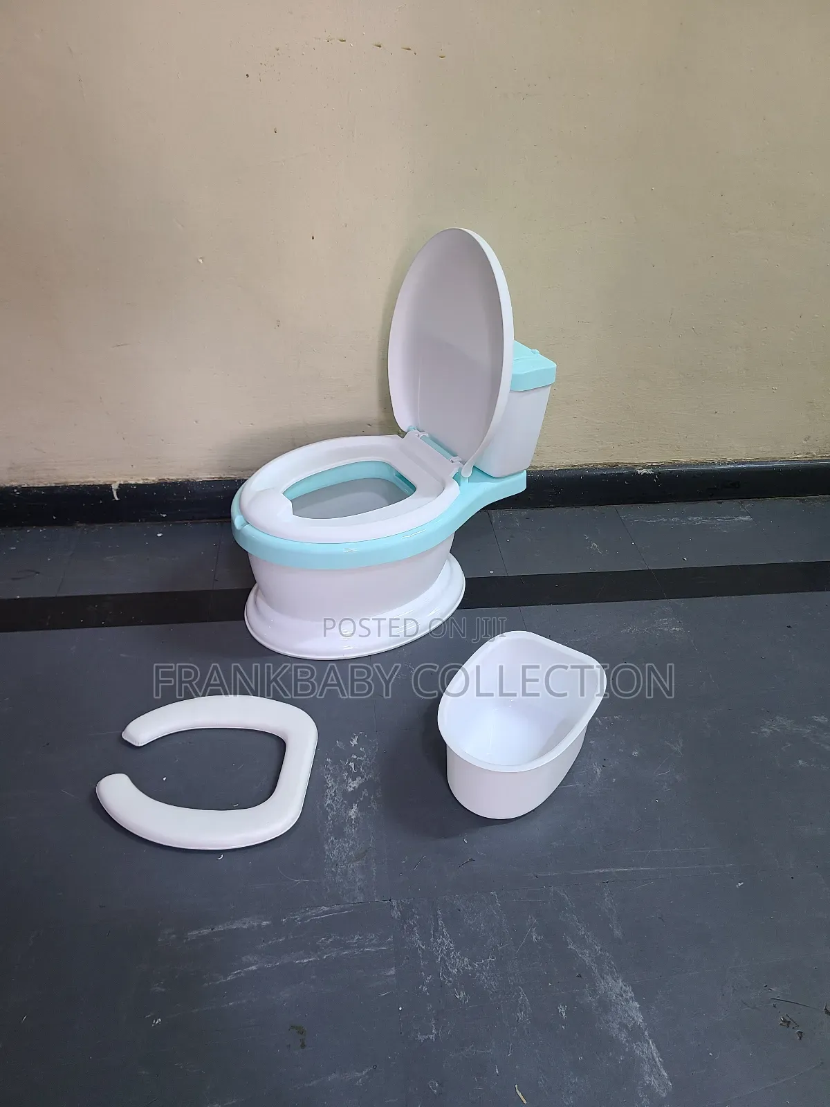 Kids Easy Clean Potty.