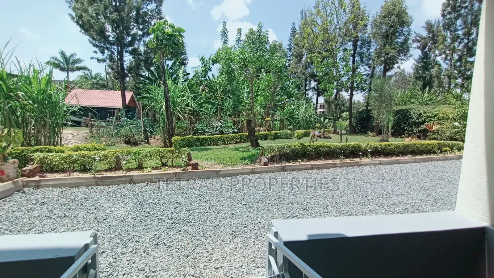 4bdrm Maisonette in Thome for rent