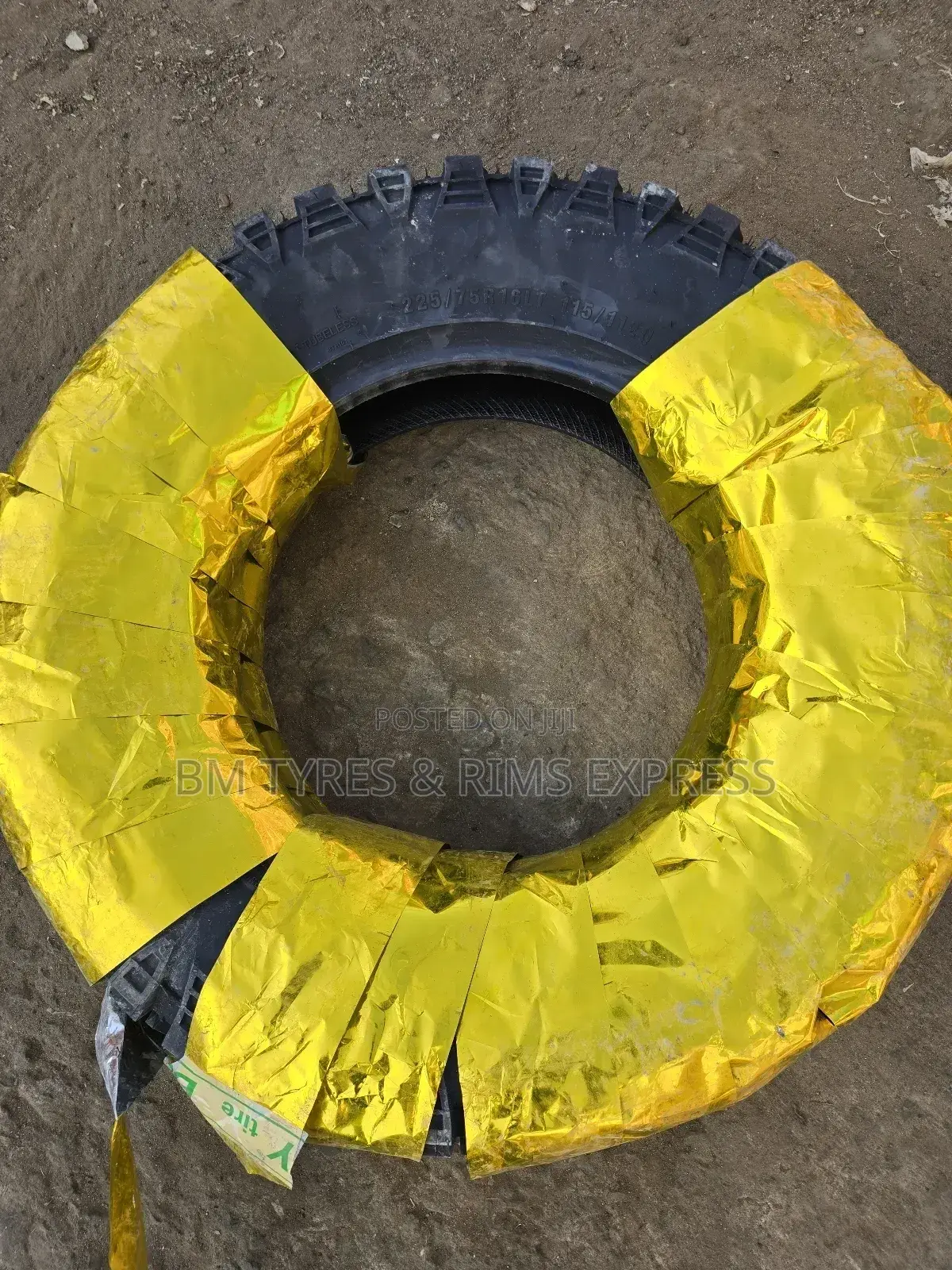 Lt 225 /75 R16 Bearway Tyres (Mud Terrein)