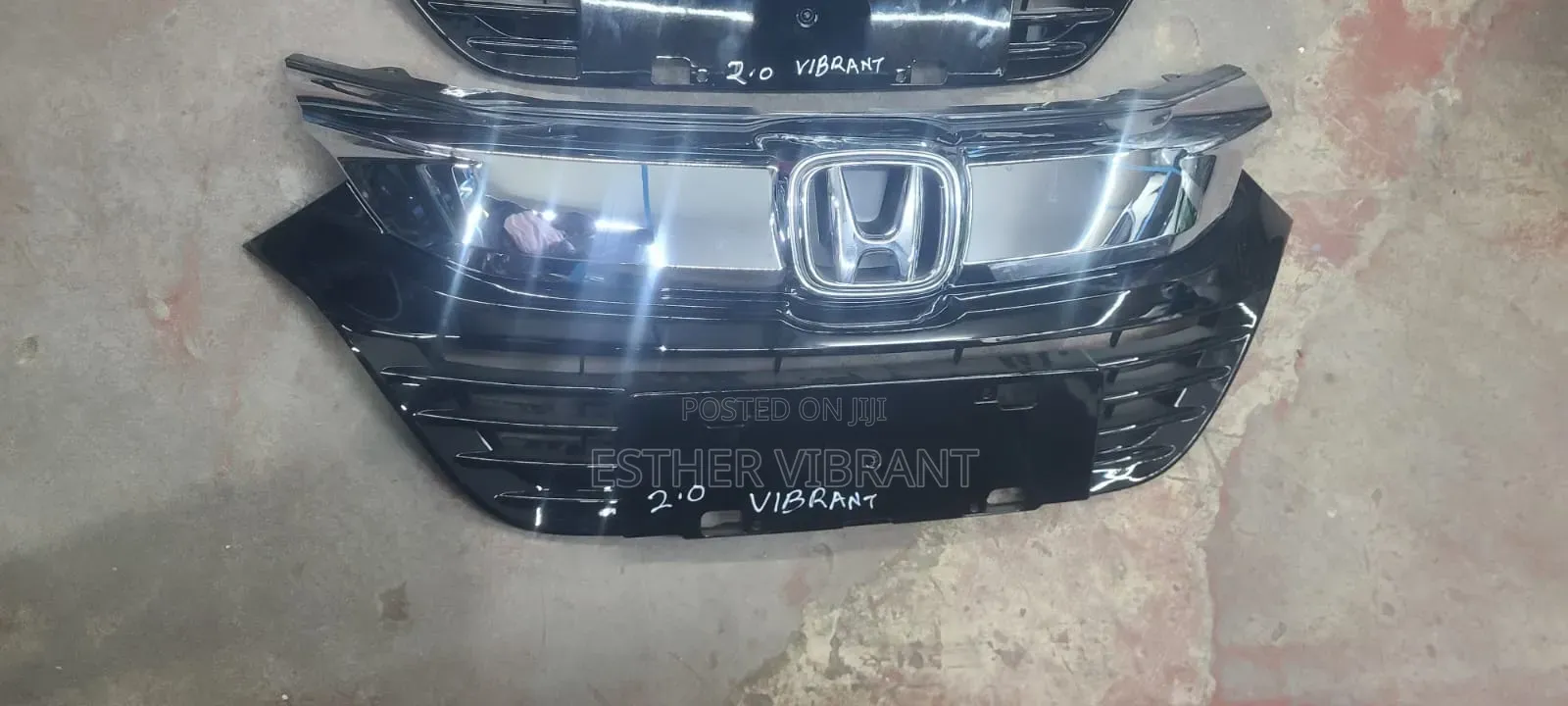 Honda Vezel Grill