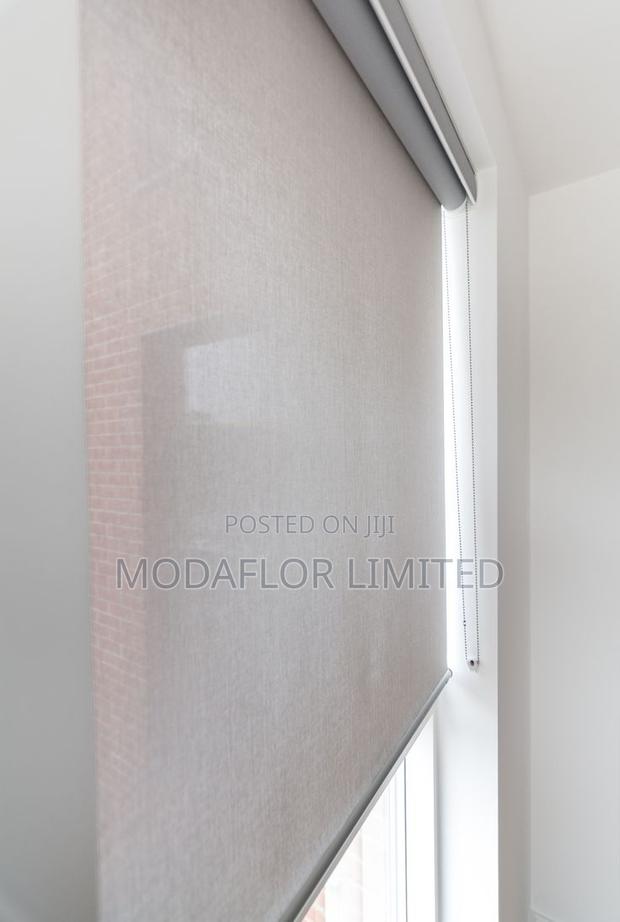 Sunscreen Roller Blinds – Stylish Window Shades