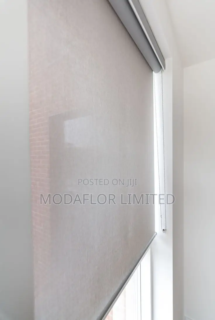 Sunscreen Roller Blinds – Stylish Window Shades