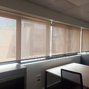 Sunscreen Roller Blinds – Easy Operation Modern Look - thumbnail 2