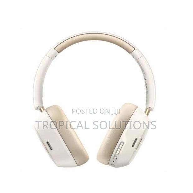 Ugreen Studio Pro Hybrid Active Noise-Cancelling Headphones White - main view