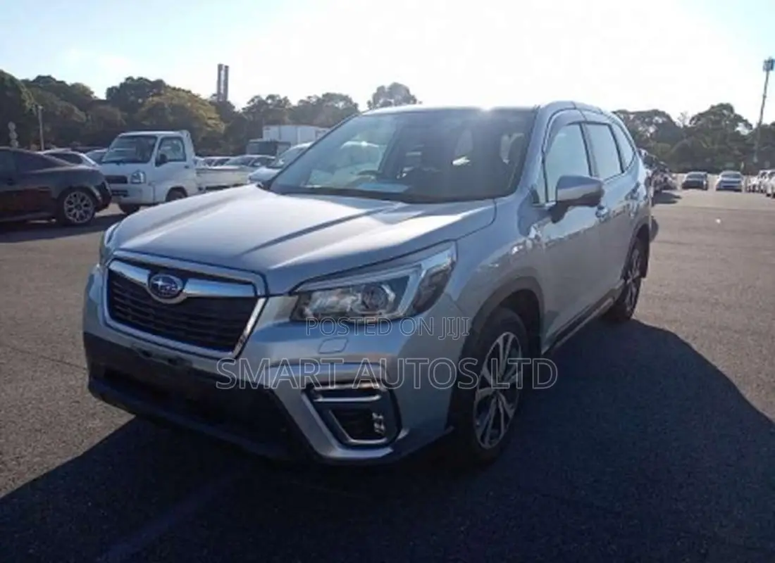 Subaru Forester 2019 Silver
