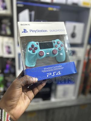 Baby Blue Custom Ps4 Controller - main view