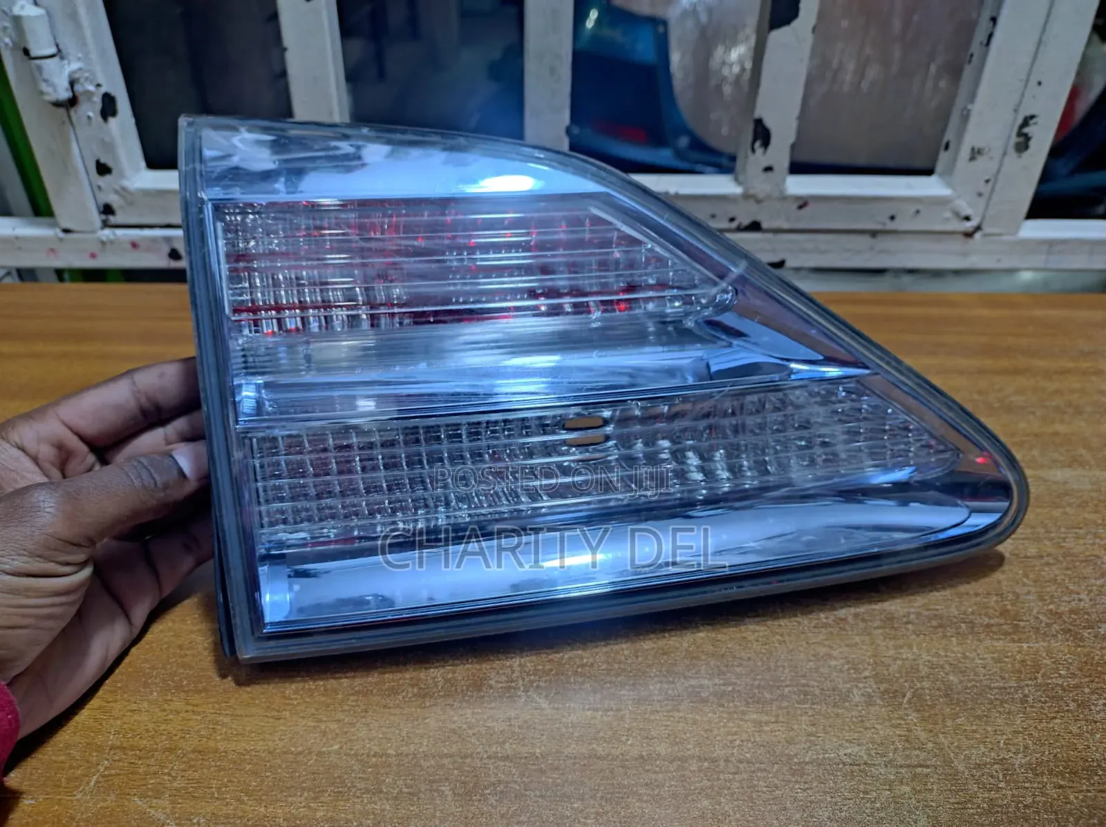 Toyota Lexus 2013 Bootlight
