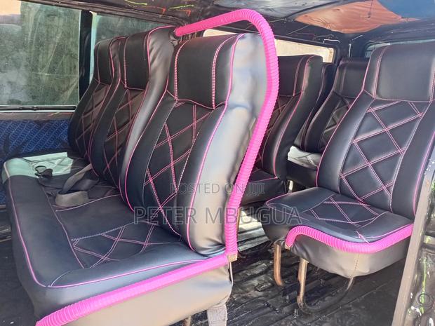 Toyota HiAce 2004 White - thumbnail 3