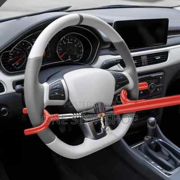 Ultimate Security Wheel Universal Crook Steering Lock - main view