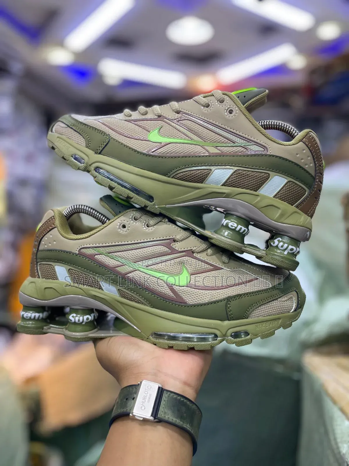 Nike Shox Supreme.