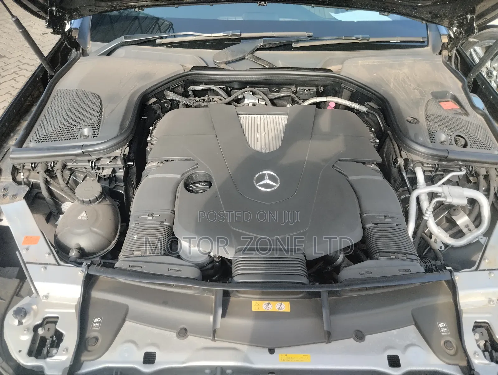 Mercedes-Benz E400 2018 Black