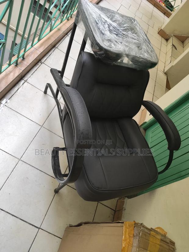 Salon Fancy Black Sink - main view