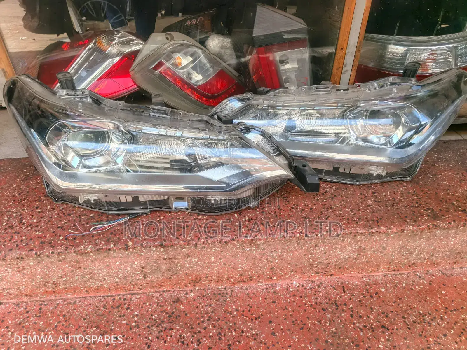 Headlight Axio /Fielder 165 Non Zenon