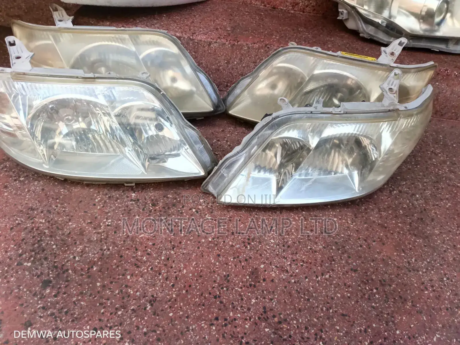 Headlight Zenon Nze 2005