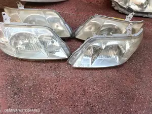 Headlight Zenon Nze 2005