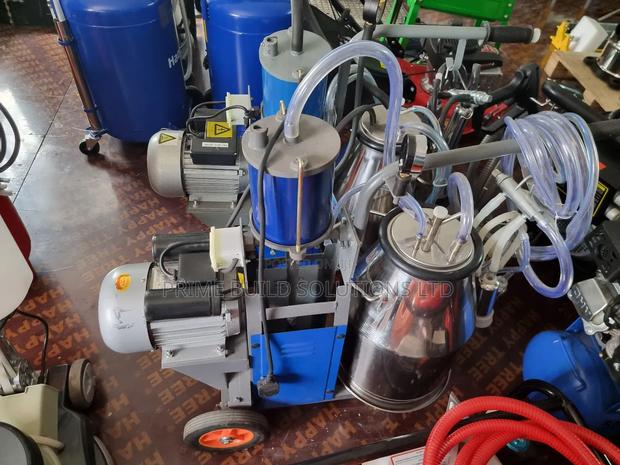 Single Bucket Milking Machine - main view