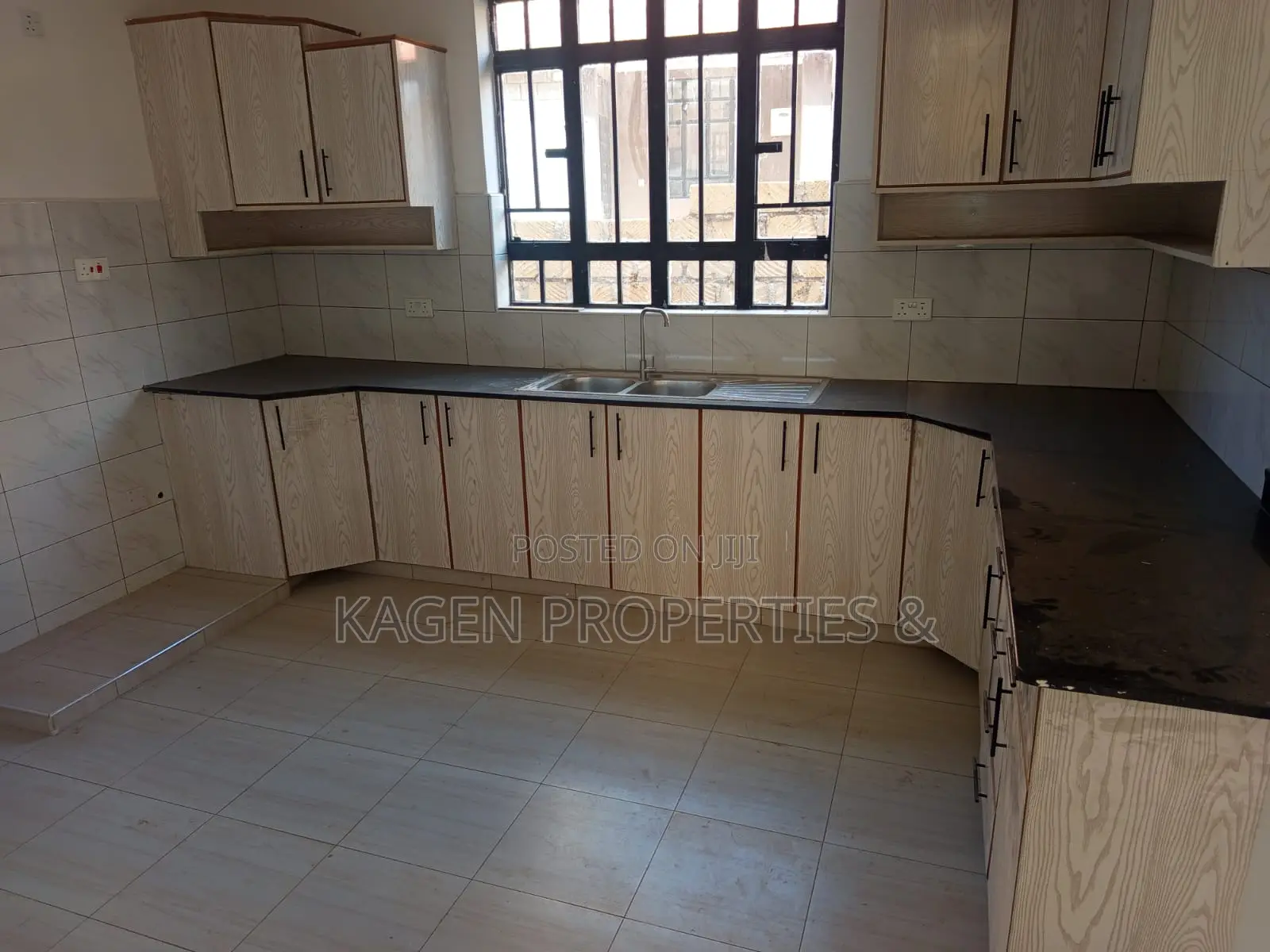 4bdrm Maisonette in Ongata Rongai for sale