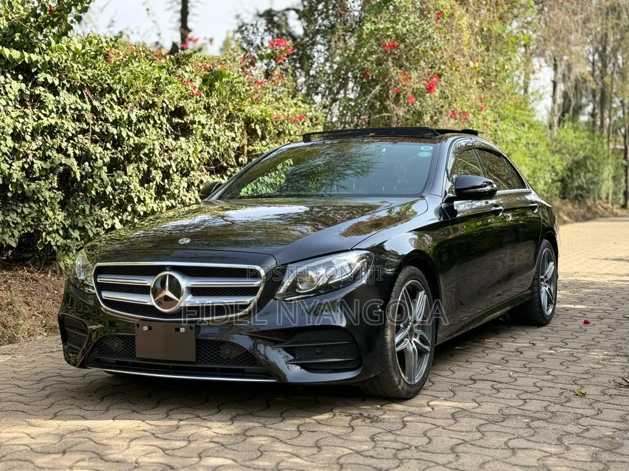 Mercedes-Benz E200 2020 Black