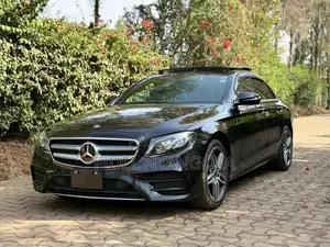 Mercedes-Benz E200 2020 Black