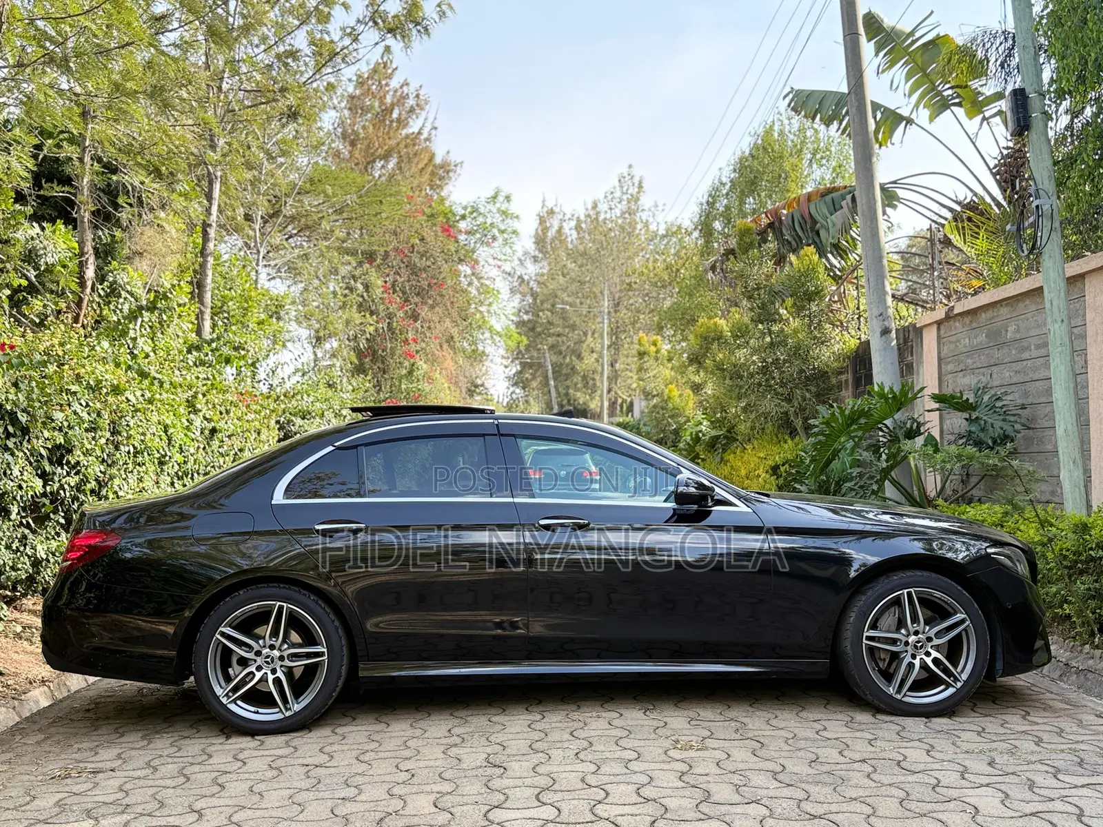 Mercedes-Benz E200 2020 Black