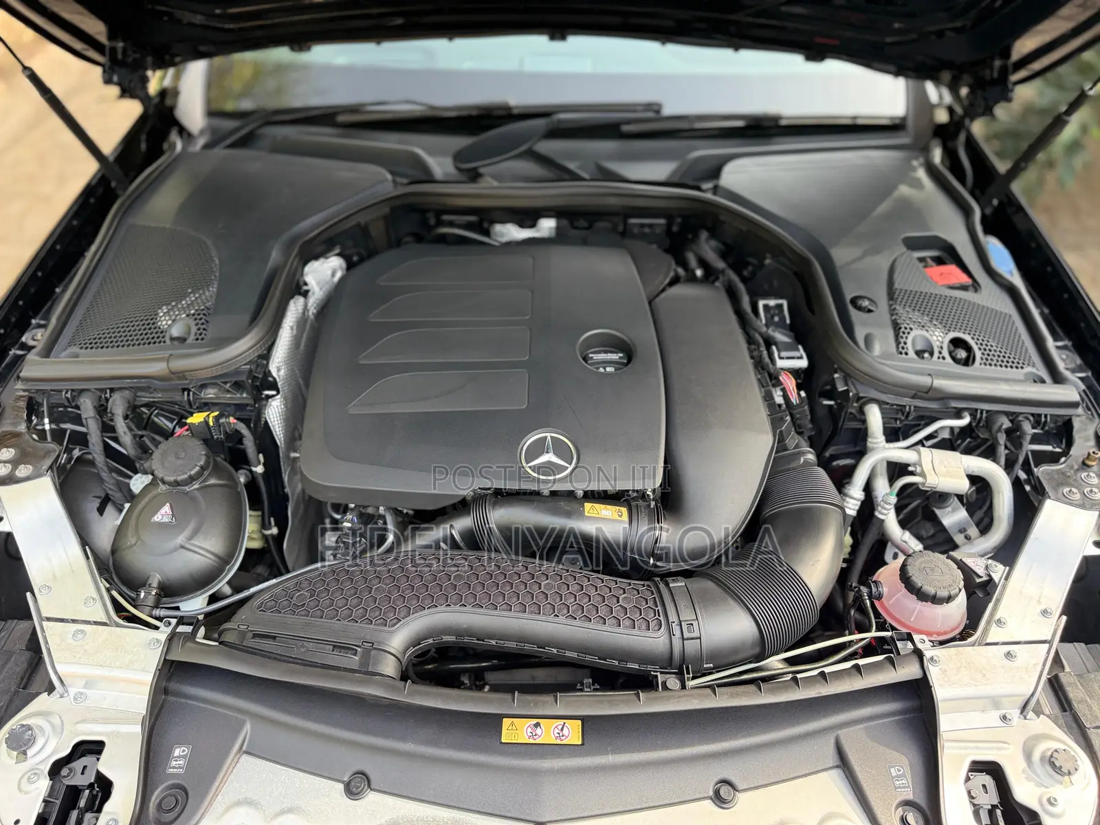Mercedes-Benz E200 2020 Black