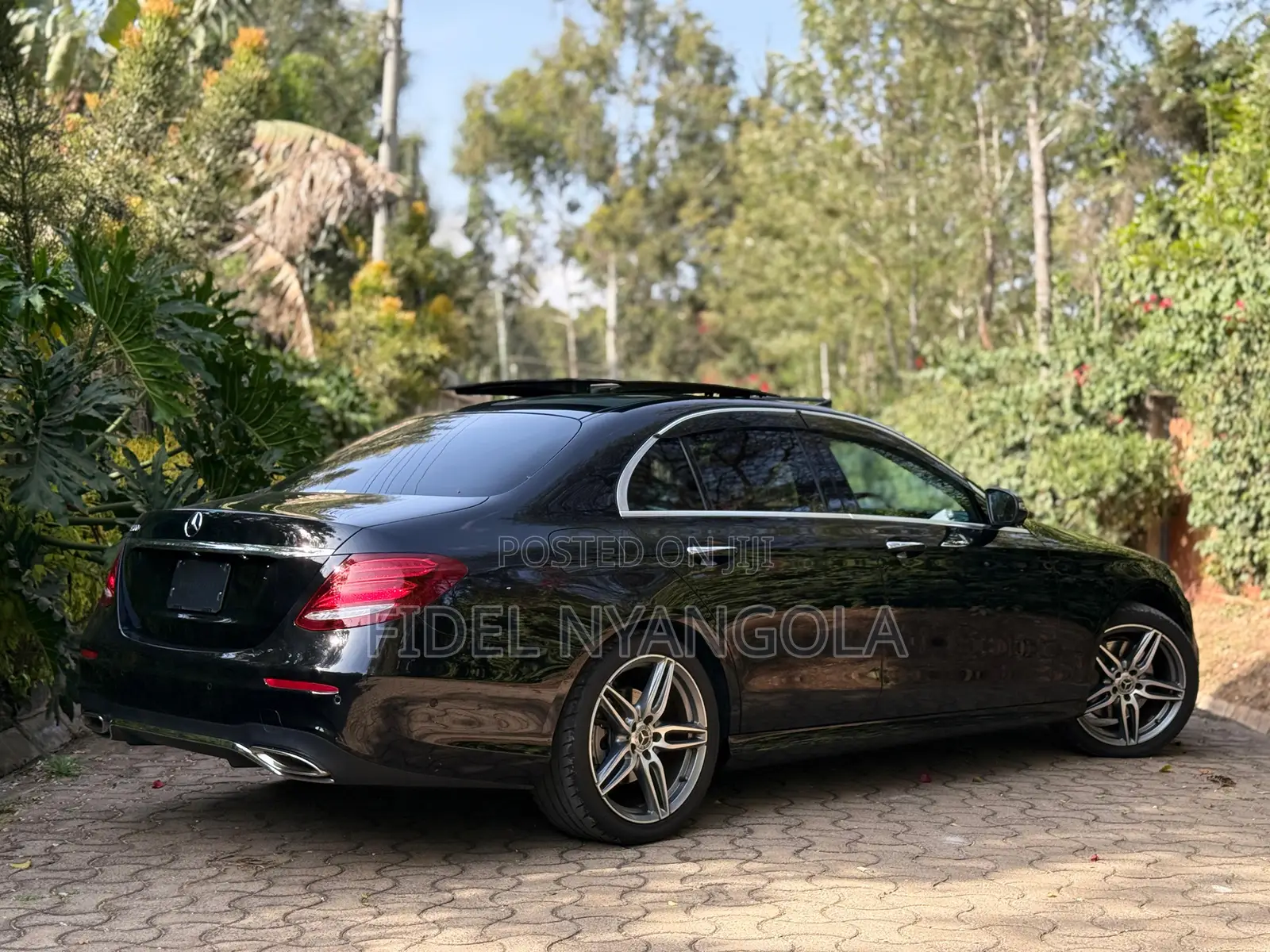 Mercedes-Benz E200 2020 Black