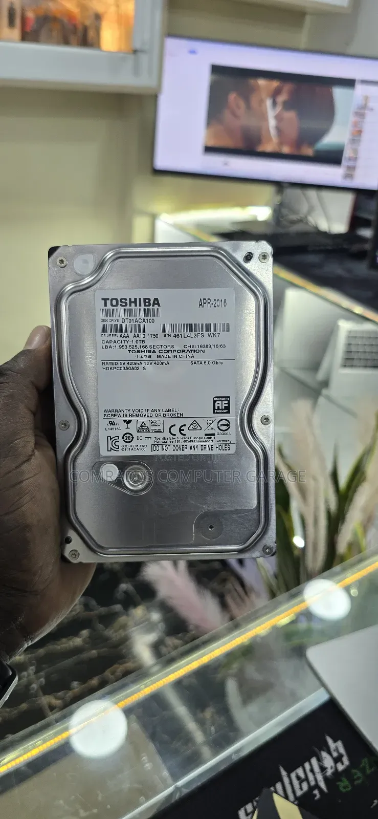 Toshiba 3.5-Inch Internal Desktop Hard Drive.