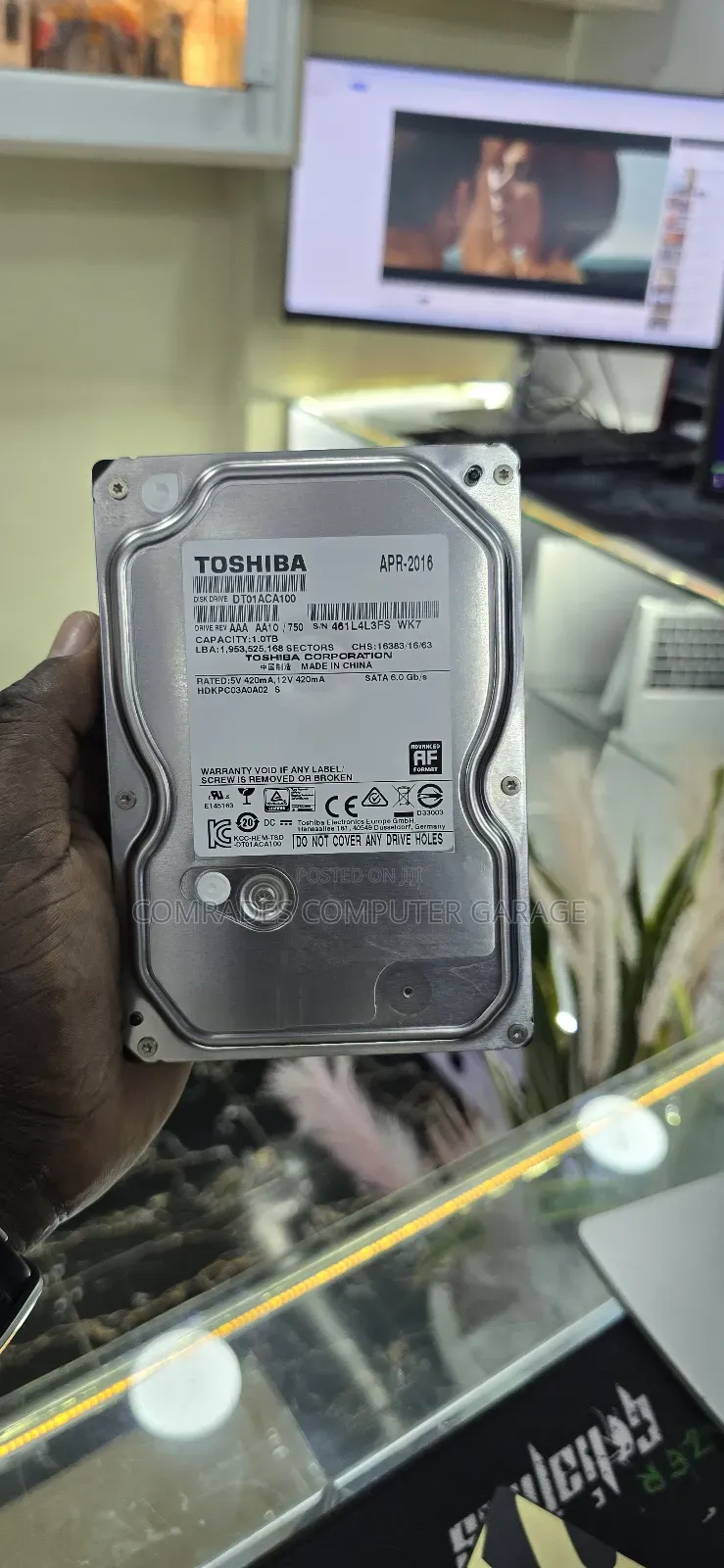 Toshiba 3.5-Inch Internal Desktop Hard Drive.