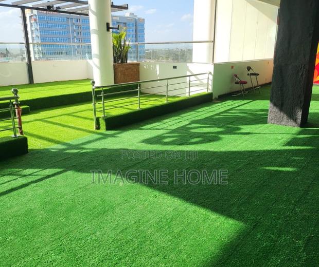 Clean Green Finish Artificial Grass Carpet - thumbnail 2