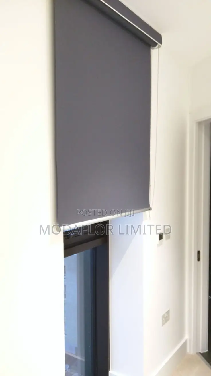 Blackout Roller Blinds – Sleek, Stylish Functional