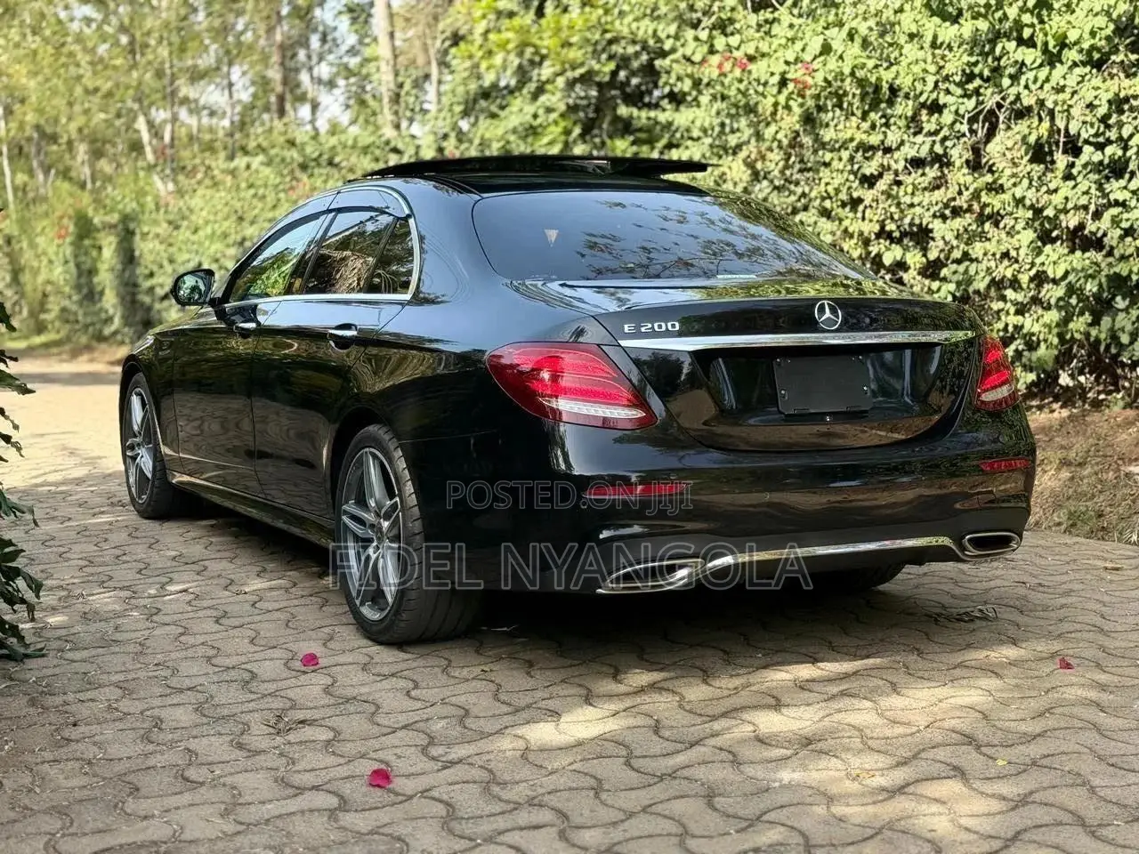 Mercedes-Benz E200 2020 Black
