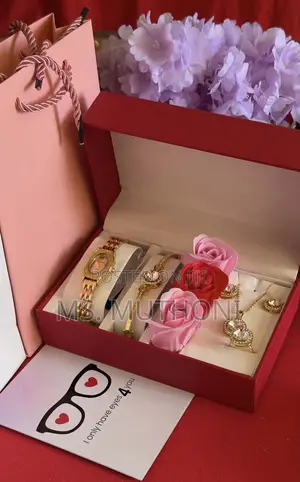  My Heart Loves You Valentines Ladies Gift Hamper 