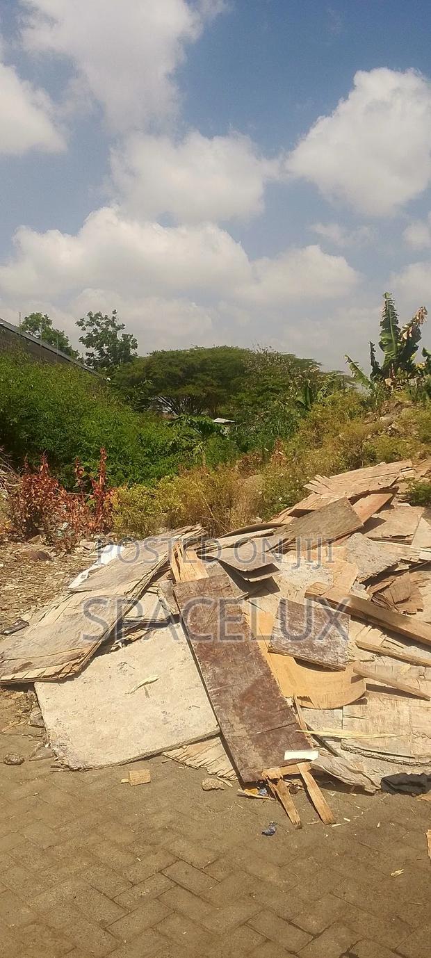 At Road Intersection Land 1.5 Acres Lease 15yrs Westlands