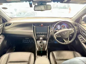 Toyota Harrier 2.0 2018 Matt Black