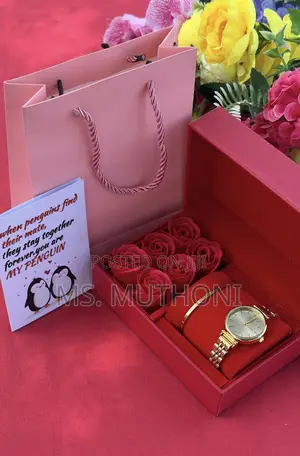 Daniel Wellington Valentines / Birthday Ladies Gift Hamper 