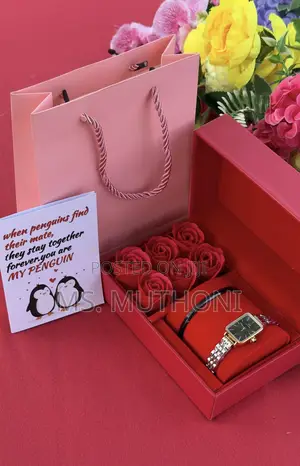 Daniel Wellington Valentines / Birthday Ladies Gift Hamper 