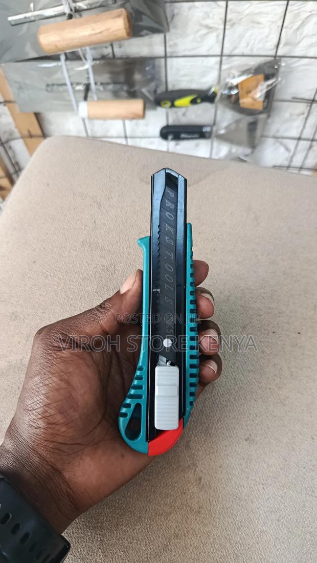 Cutter Box Cutter